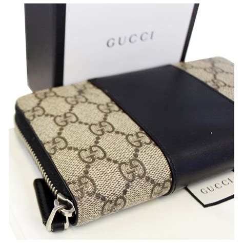 gucci supreme wallet black